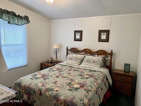 614 Creek Dr, Hampstead, NC 28443 photo 14