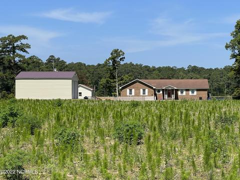 659 St Clair Creek Rd, Bath, NC 27808 photo 2