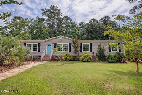 535 Groves Point Dr, Hampstead, NC 28443 photo 1