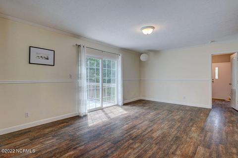 535 Groves Point Dr, Hampstead, NC 28443 photo 17