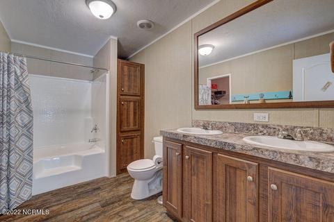 535 Groves Point Dr, Hampstead, NC 28443 photo 25