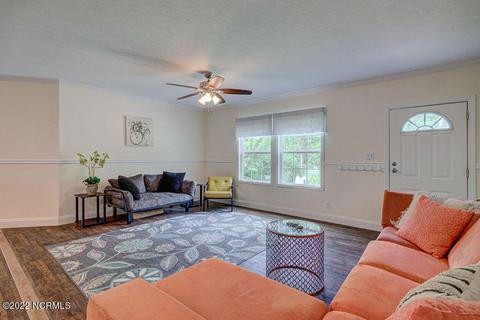 535 Groves Point Dr, Hampstead, NC 28443 photo 7