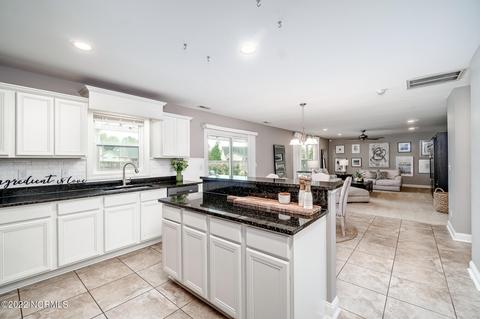 103 Forerunner Ct, New Bern, NC 28562 photo 10