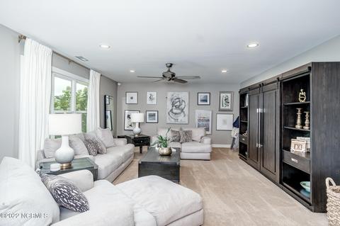 103 Forerunner Ct, New Bern, NC 28562 photo 2