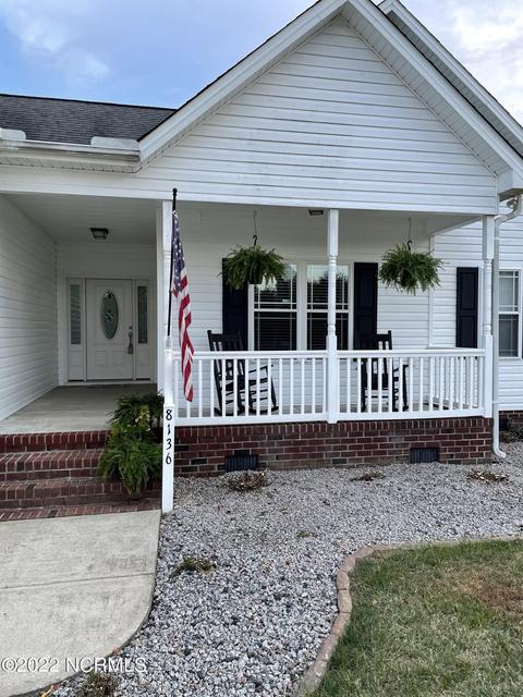 8136 Craig Ct, Bailey, NC 27807 photo 2