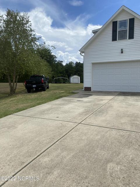 8136 Craig Ct, Bailey, NC 27807 photo 5