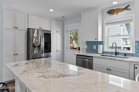 418 37th St, Sunset Beach, NC 28468 photo 9