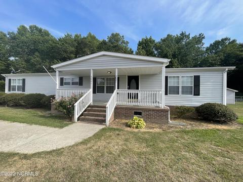 7041 Windy Ct E, Bailey, NC 27807 photo 2