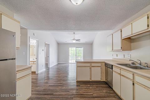215 Faison Ln, Hubert, NC 28539 photo 7