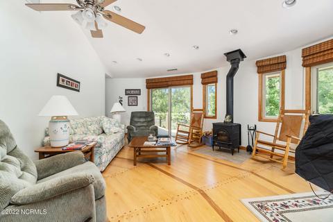 3015 Sloop Dr, Oriental, NC 28571 photo 8