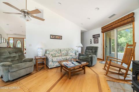 3015 Sloop Dr, Oriental, NC 28571 photo 9