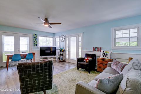 711 Shoreline Dr E, Sunset Beach, NC 28468 photo 8