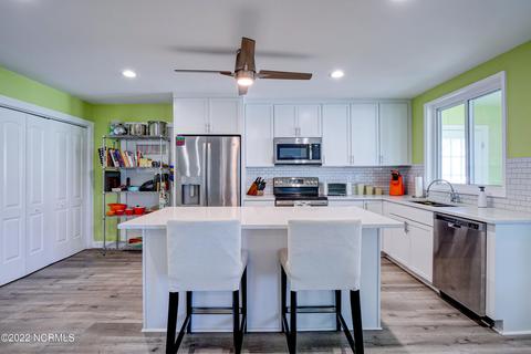 711 Shoreline Dr E, Sunset Beach, NC 28468 photo 10