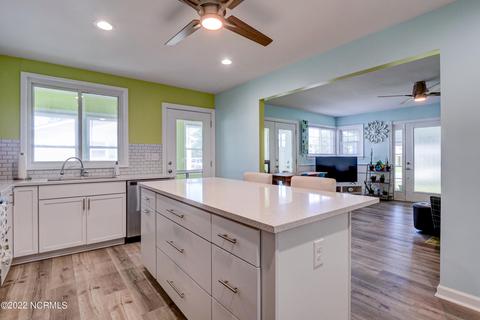 711 Shoreline Dr E, Sunset Beach, NC 28468 photo 13
