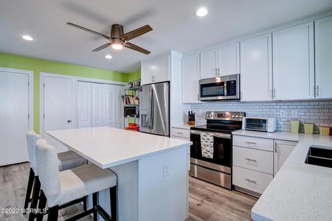711 Shoreline Dr E, Sunset Beach, NC 28468 photo 12