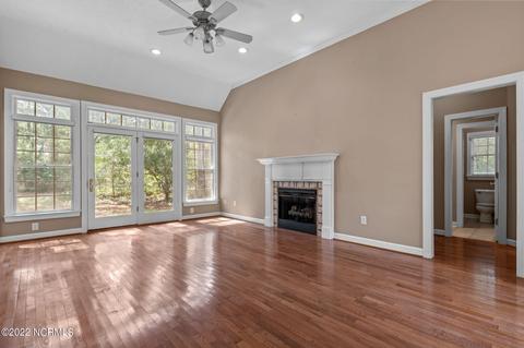 30481 E Lake Rd, Wagram, NC 28396 photo 8