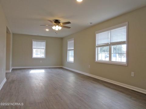 104 Riegel Dr, Hubert, NC 28539 photo 3