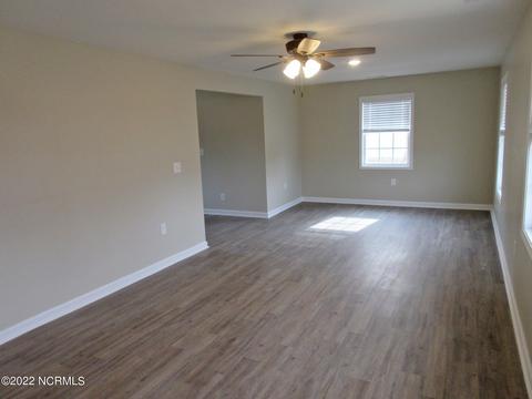104 Riegel Dr, Hubert, NC 28539 photo 5