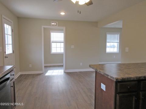 104 Riegel Dr, Hubert, NC 28539 photo 8