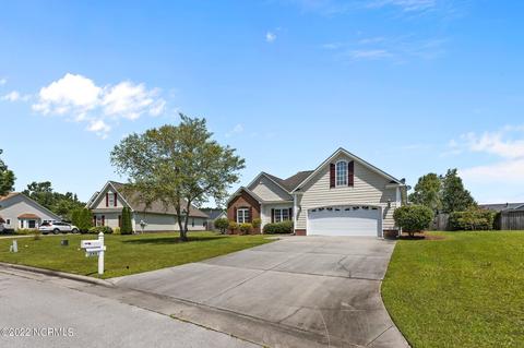 231 Venturi Dr, New Bern, NC 28560 photo 2