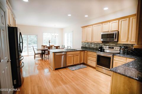 230 Sugar Pine Dr, Pinehurst, NC 28374 photo 2