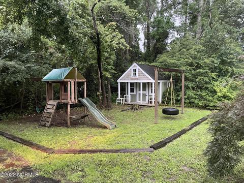 203 Hickory Ln, Hampstead, NC 28443 photo 27