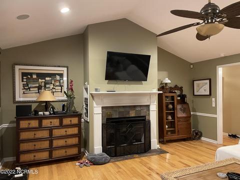 203 Hickory Ln, Hampstead, NC 28443 photo 8