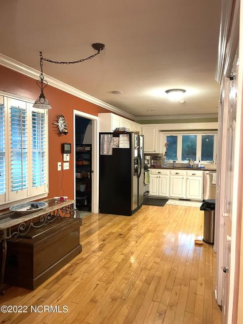 203 Hickory Ln, Hampstead, NC 28443 photo 9