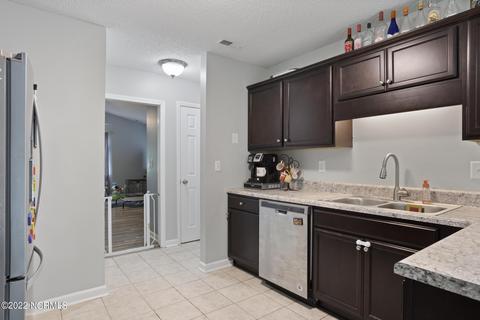 303 Eider Loop, Jacksonville, NC 28540 photo 11