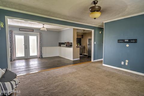 208 Beeler Ave, Hamlet, NC 28345 photo 5