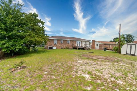 208 Beeler Ave, Hamlet, NC 28345 photo 21