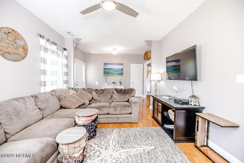 686 Cedar Pt, Vass, NC 28394 photo 9