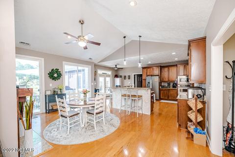 686 Cedar Pt, Vass, NC 28394 photo 27