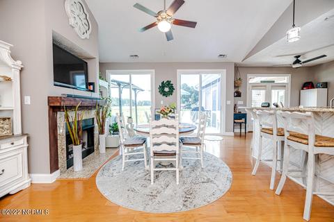 686 Cedar Pt, Vass, NC 28394 photo 14