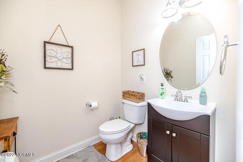 686 Cedar Pt, Vass, NC 28394 photo 31