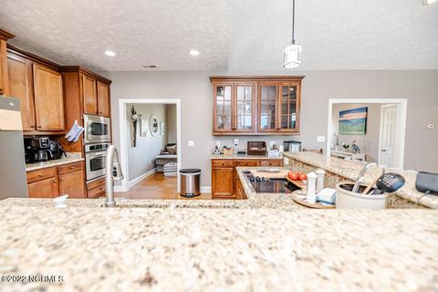 686 Cedar Pt, Vass, NC 28394 photo 26