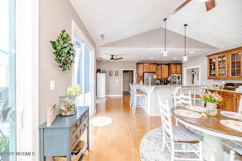 686 Cedar Pt, Vass, NC 28394 photo 21