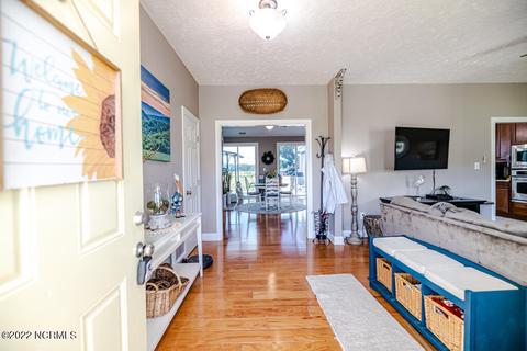 686 Cedar Pt, Vass, NC 28394 photo 5