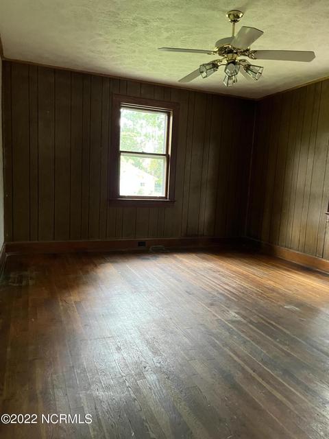 304 Cherry St, Hamlet, NC 28345 photo 12