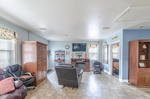 38 Oyster Point Ln, Hampstead, NC 28443 photo 41