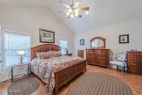 38 Oyster Point Ln, Hampstead, NC 28443 photo 15