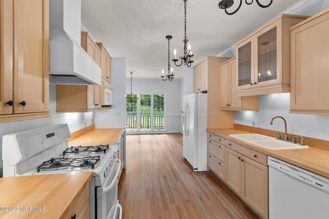 1007 Basil Dr, New Bern, NC 28562 photo 15