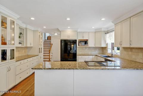 250 Mare Pond Pl, Hampstead, NC 28443 photo 7