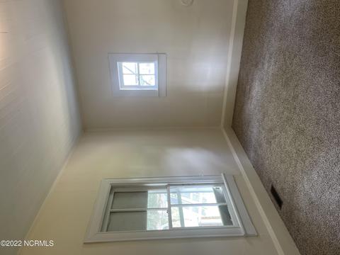 304 Monroe Ave, Hamlet, NC 28345 photo 14