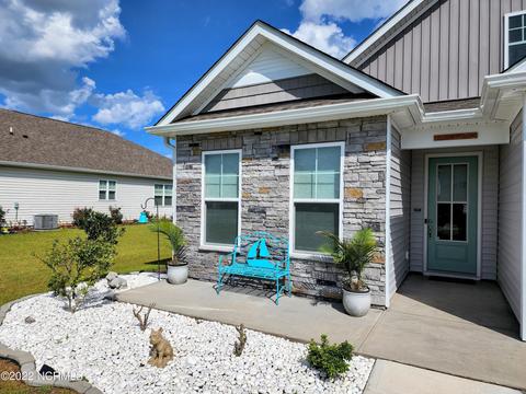 93 Rochester St, Hampstead, NC 28443 photo 2