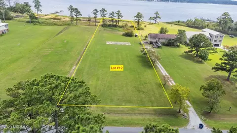 12 Schooner Pt, Belhaven, NC 27810