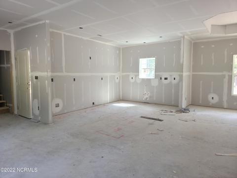 277 B And B Loop Rd, Raeford, NC 28376 photo 2