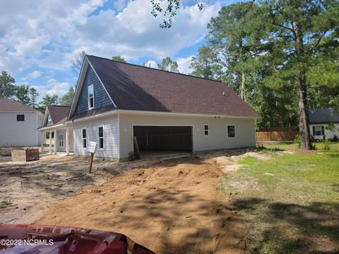 277 B And B Loop Rd, Raeford, NC 28376 photo 8