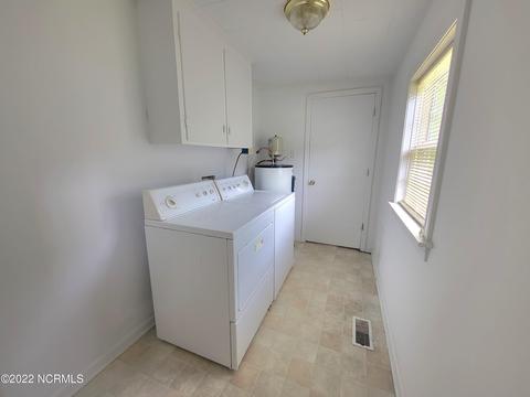 106 Hale St, Windsor, NC 27983 photo 16