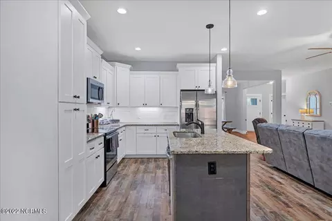 985 Monticello Dr, Pinehurst, NC 28374 photo 8